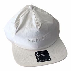 Air Jordan Pro Cap White M/L Adjustable Hat – Nike