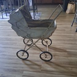 Vintage Doll Carriage