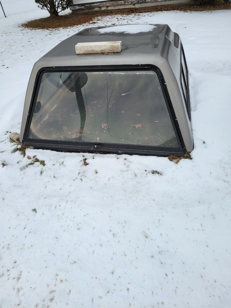 Fiberglass Truck Cap That Will Fit A 6 Ft Bed