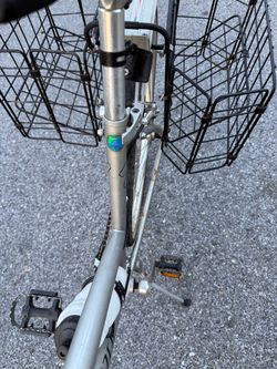 Silver City Bike with Front Wire Baskets
