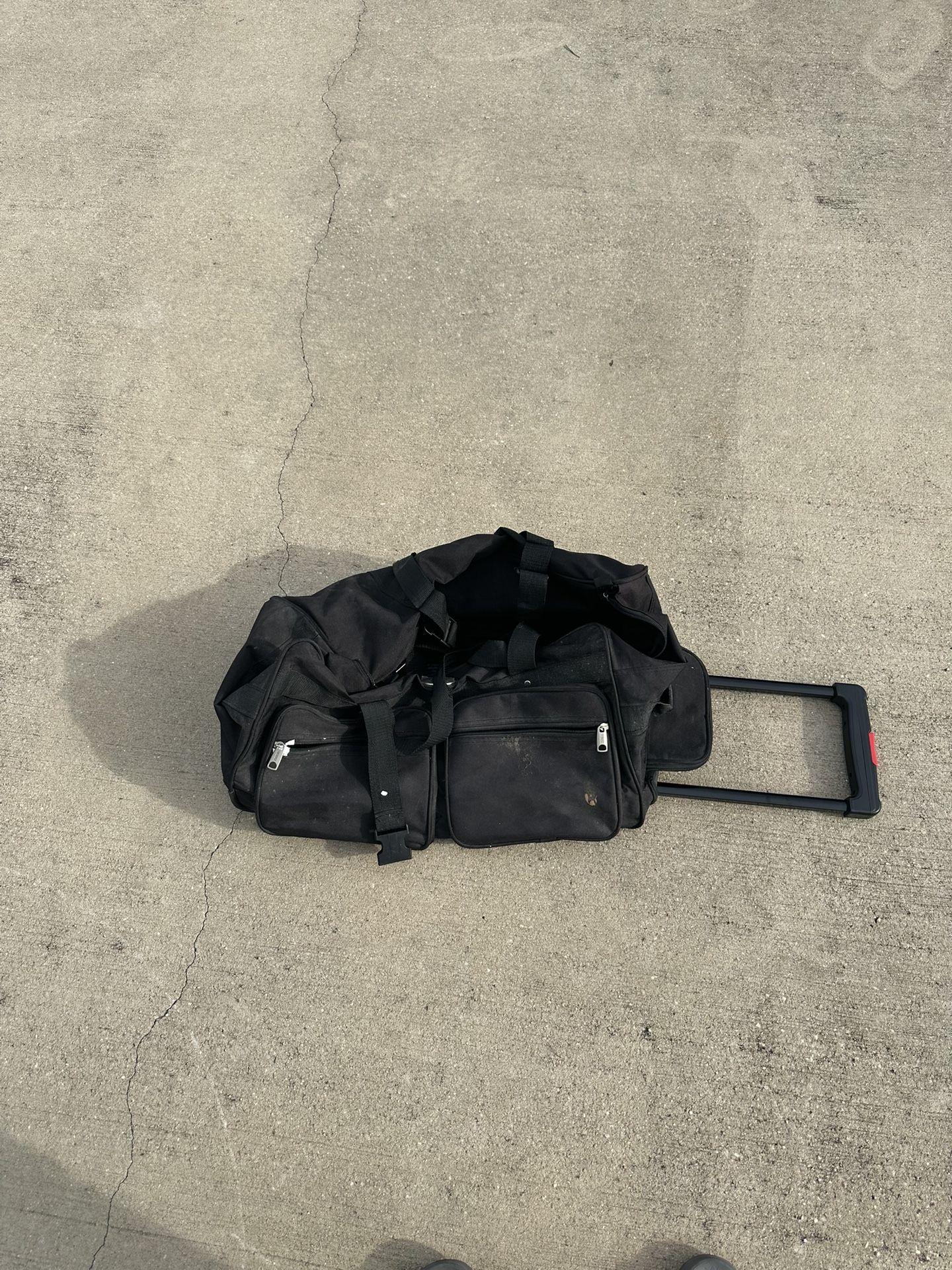 Everest Deluxe Wheeled Backpack