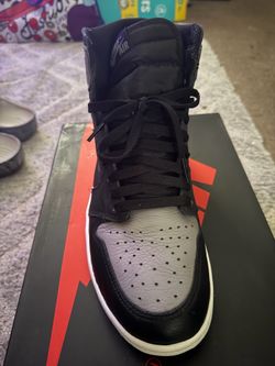Air Jordan High Retro OG Black and Grey, Size 11.5