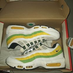 air max 95s, size 9.5