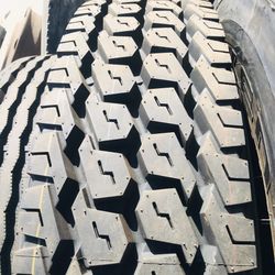 CLOSED SHOULDER DRIVES. LLANTAS PARA CAMIÓN Y TRAILA