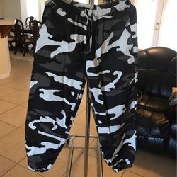 Pants Lg