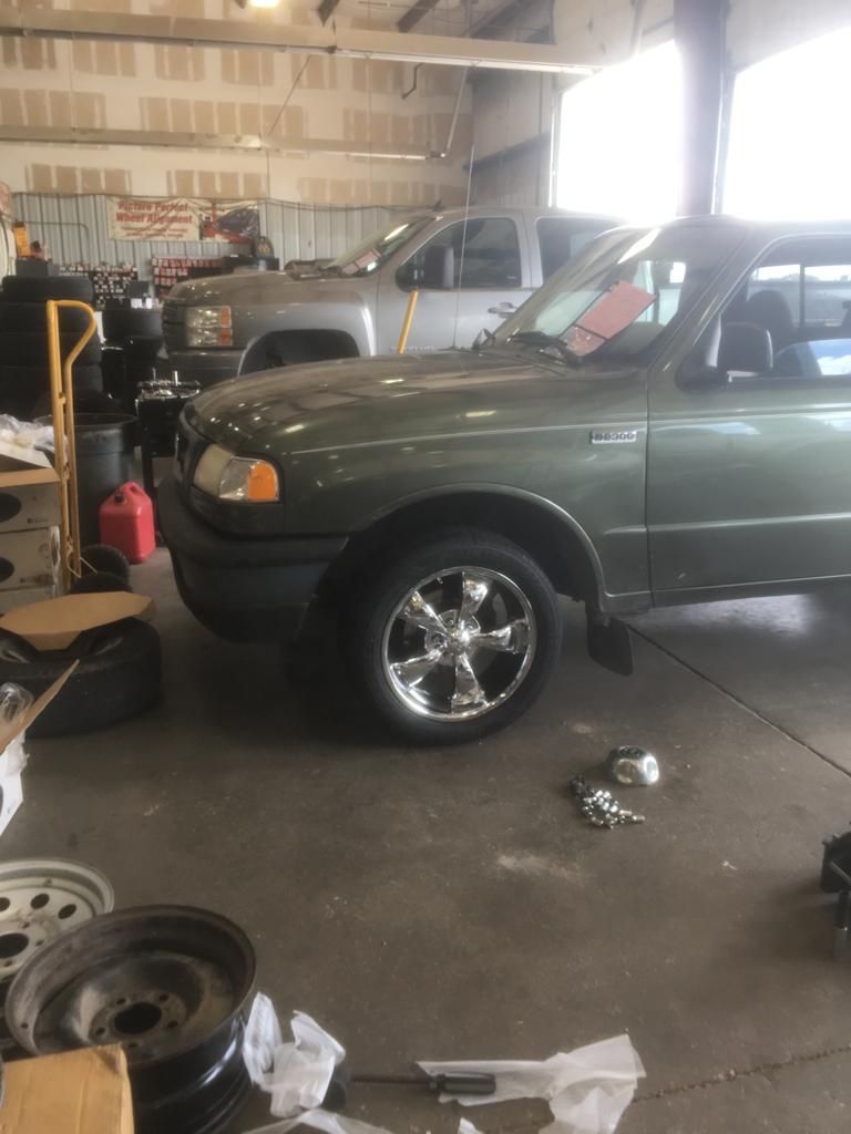 2002 Mazda Truck