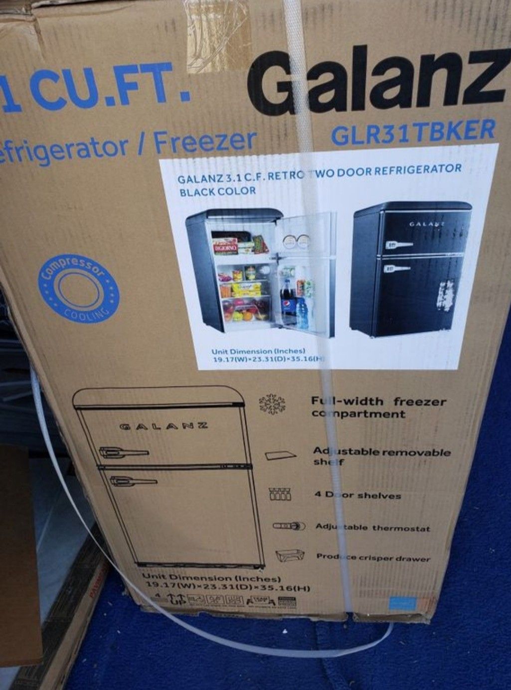 Galanz 3.1 Retro mini fridge and freezer