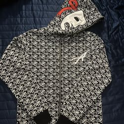 Great condition glow in the dark assali