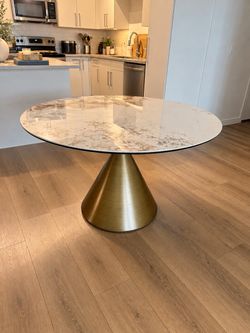 47” stone dinning table