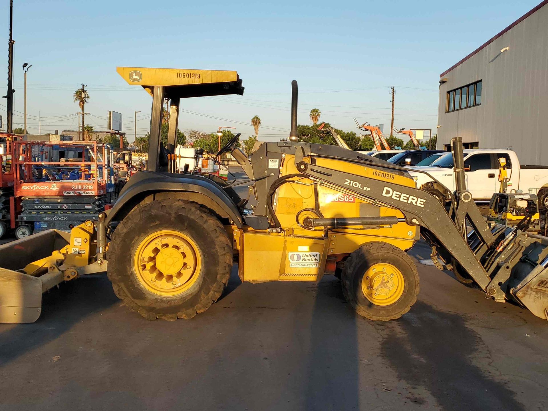 John Deere Skiploader