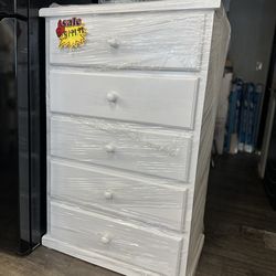 Dresser Five Different Colors Available (Take It Home In Payments/Llevalo A Casa En Pagos)