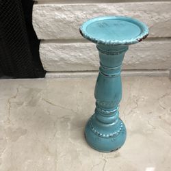 Candle Holder- Country Farmhouse style. DMS: 10”H x 4” in diameter
