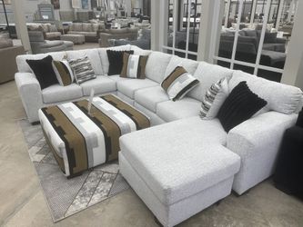 ⨠Stylish Sectional Couch ā On Sale
