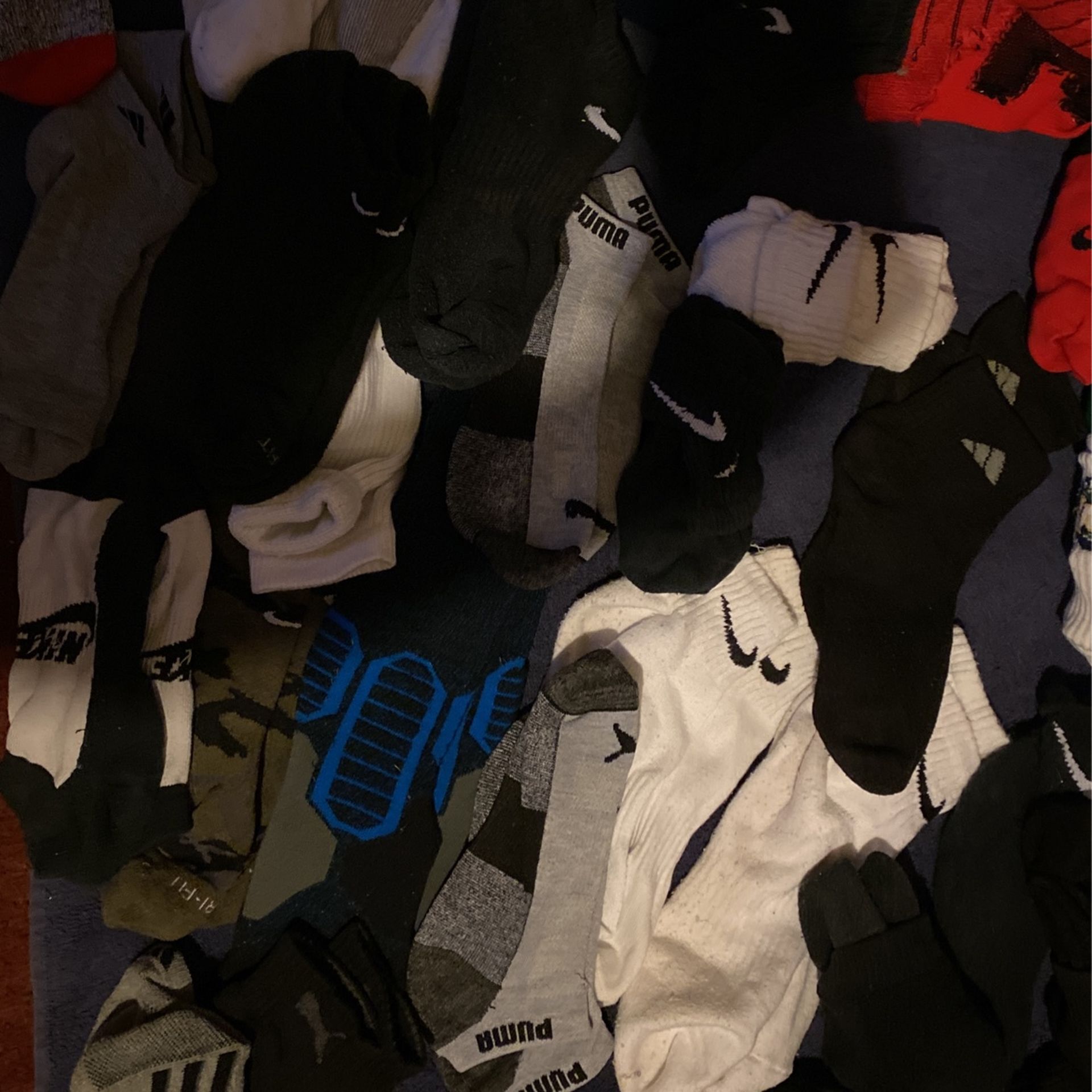 Men Socks Many Nike,Puma, adidas .  Large  $1 Each