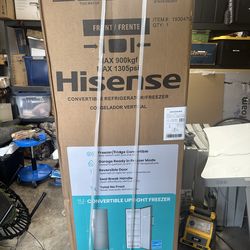 Hisense 10.2 convertible freezer - dented