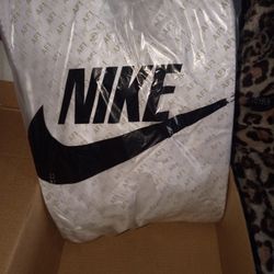 Fresh White Air Force Ones Size 7.5,9,9.5,11.5, Available 