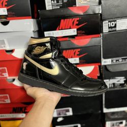 Jordan Black Metallic 1s size 11 USED But Clean