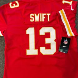 Taylor Swift Nike NFL jersey - Chiefs Limited Edition *RARE* Fully Stitched Women’s And Youth Size 