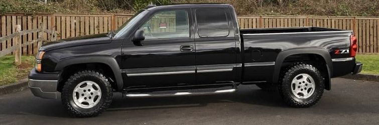 Clean Carfax 2003 Chevy SILVERADO