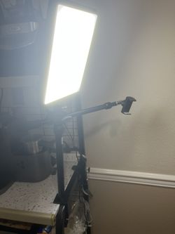 Full Screen Overhead Fill Light 