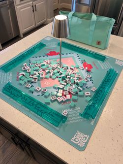 Brand New Yellow Mountain Imports American Mahjong Set with Accessories