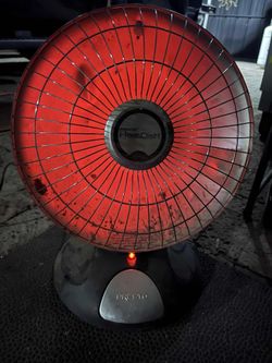 Presto Heat Dish Parabolic Electric Heater