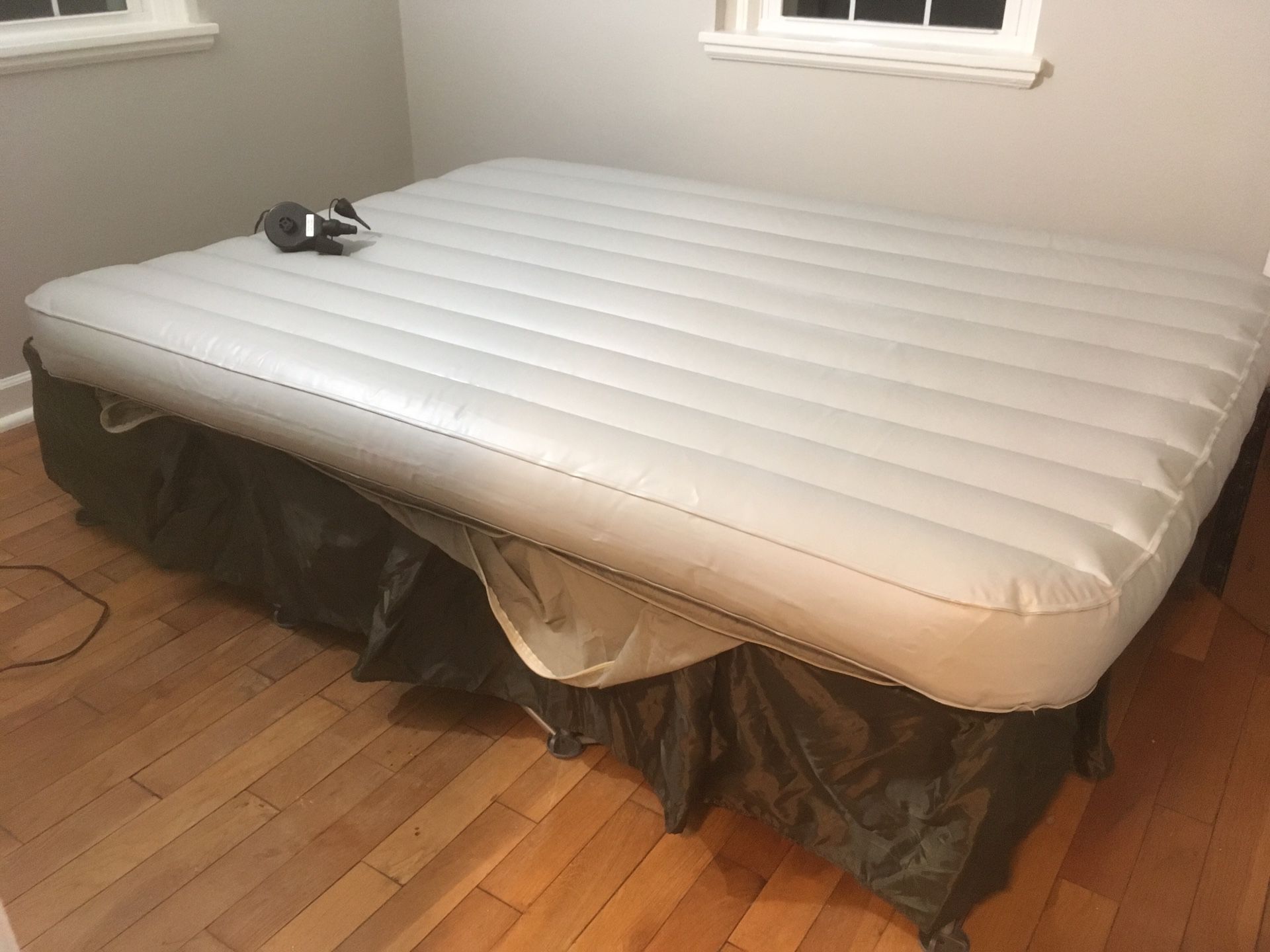 Full size Air Mattress with frame and carrying case for sale