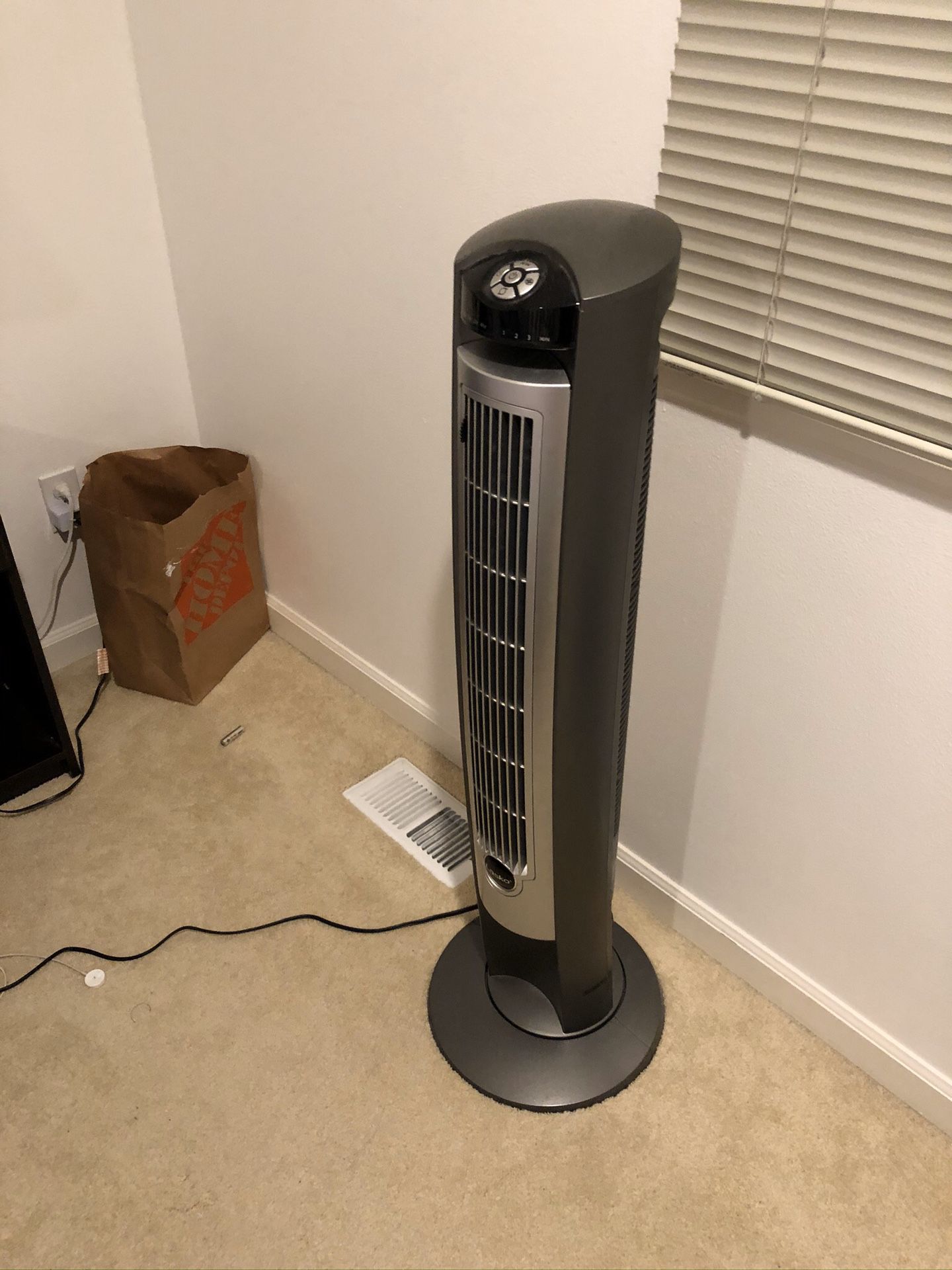 Lasko T42951 Wind Curve Portable Electric Oscillating Stand Up Tower Fan with Remote Control for Indoor, Bedroom and Home Office Use, 13x13x42.5, Sil