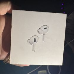 Apple AirPods Pro Gen 2 Noise Cancelation