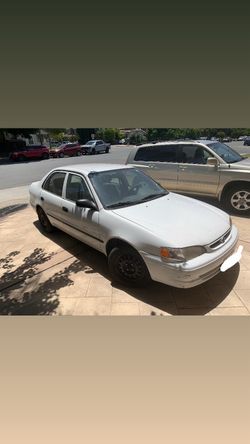 1999 Toyota Corolla