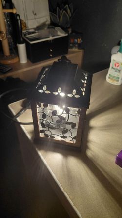 Wax melter/lattern
