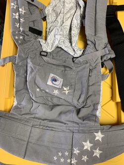 Ergo baby carrier
