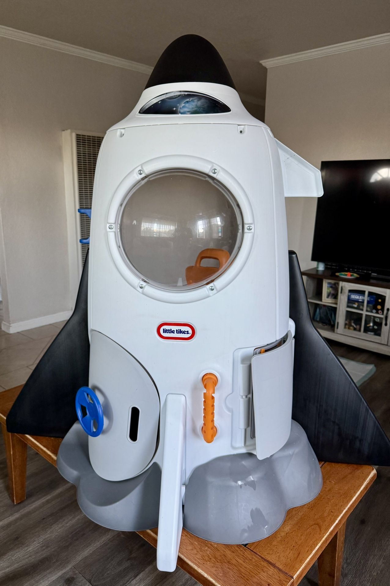 Little Tikes Adventure Rocket