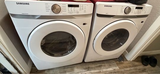 Samsung Front Load Washer & Electric Dryer Set - Excellent Condition $900