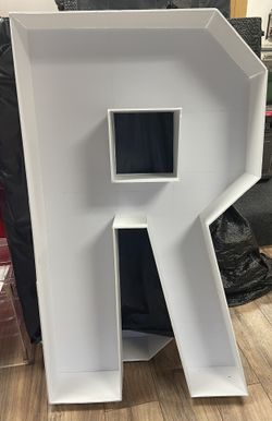 Mosaic Letter “R”