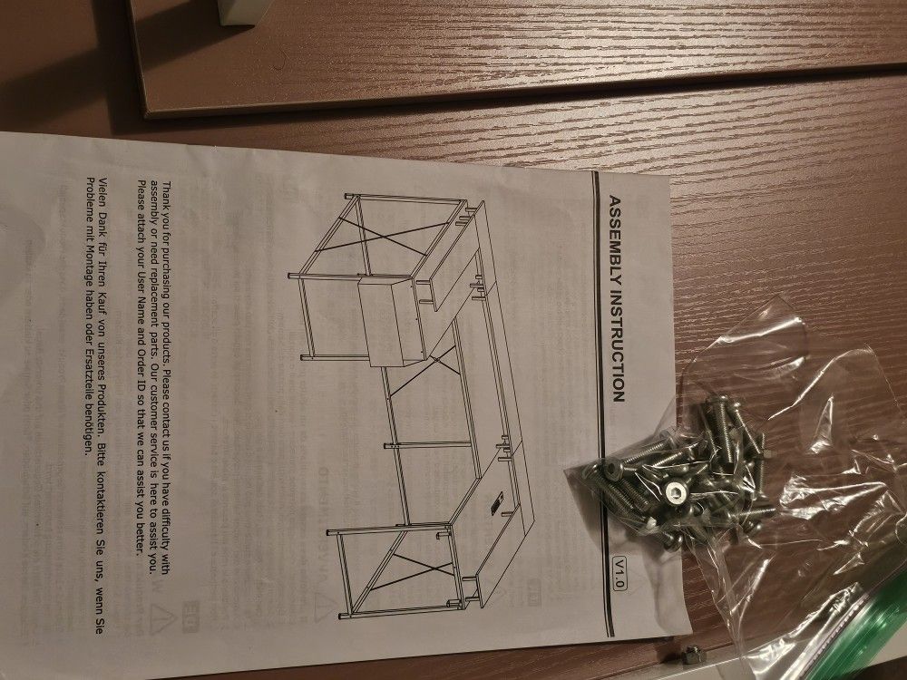 **FREE** COMPUTER DESK - ANY ORIENTATION