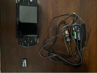 Black PSP 1001 /w Memory SD Card Adapater