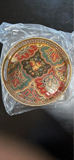 Round Decorative Serving Trays with Paisley Print