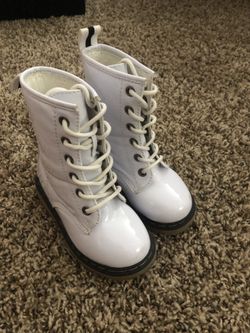 Size 6 boots for toddler girl
