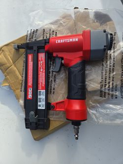 Craftsman CMPBN18SB 18 Gauge 2" Pneumatic Brad Nailer