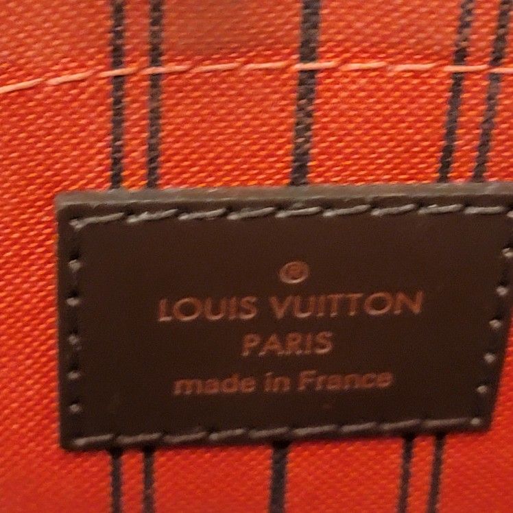 Louis Vuitton Damier Ebene Neverfull Pochette wristlet