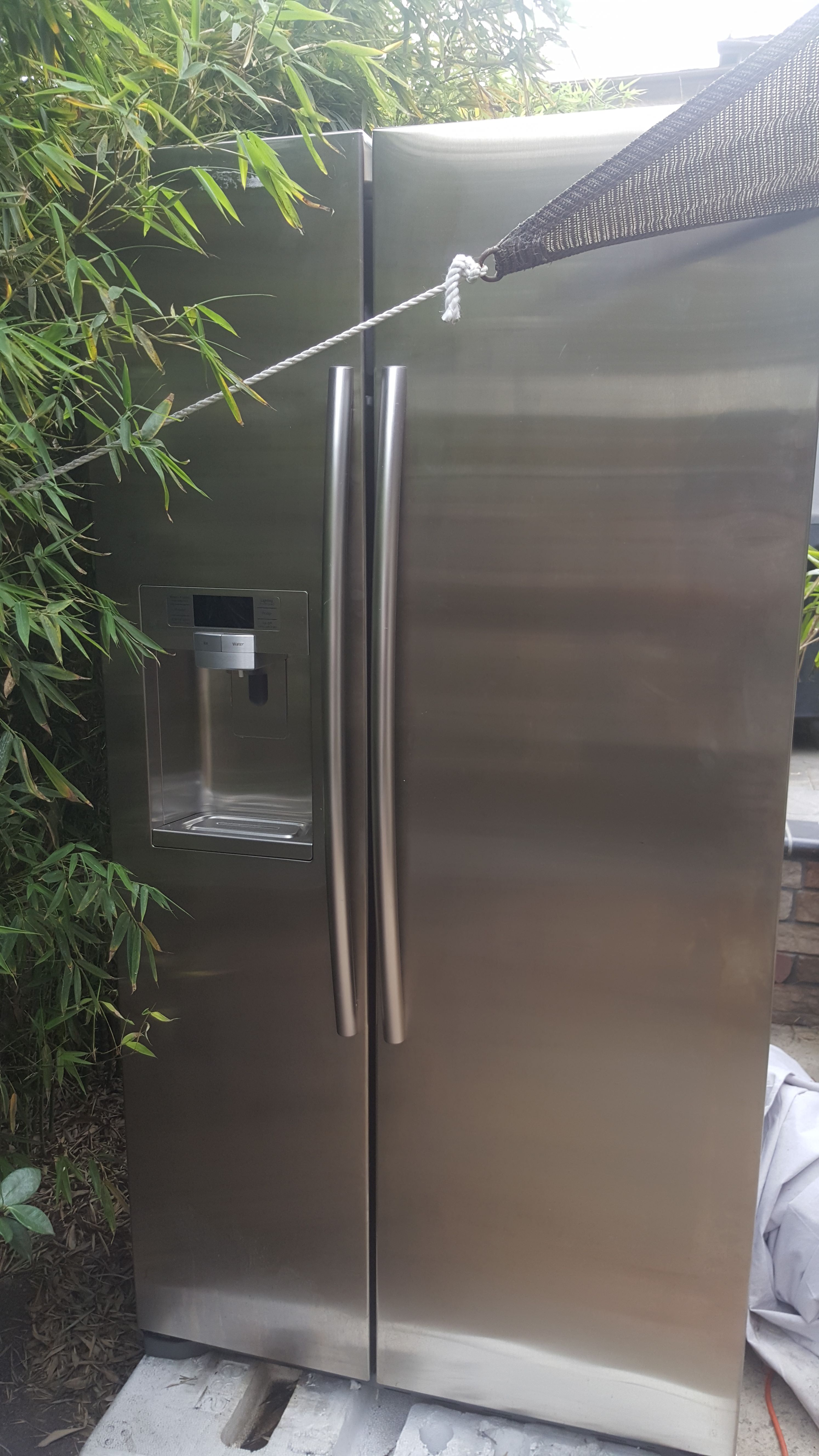NEW Samsung side by side dual cooling refridgerator