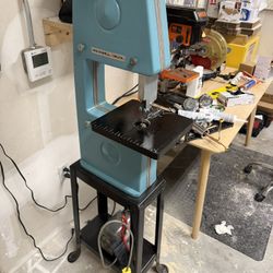 1977 Rockwell Delta Bandsaw (Restored)