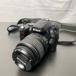 Nikon D40 DSLR Camera + 18-55mm Lens
