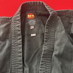 Free Gi Karate Uniform Size 6 with Belt 