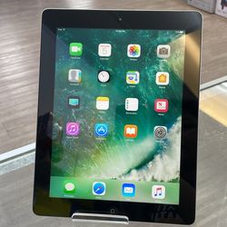 Great Condition Apple IPad 4th Gen Unlocked, 9.7 inch screen, Comes With Charging Cable