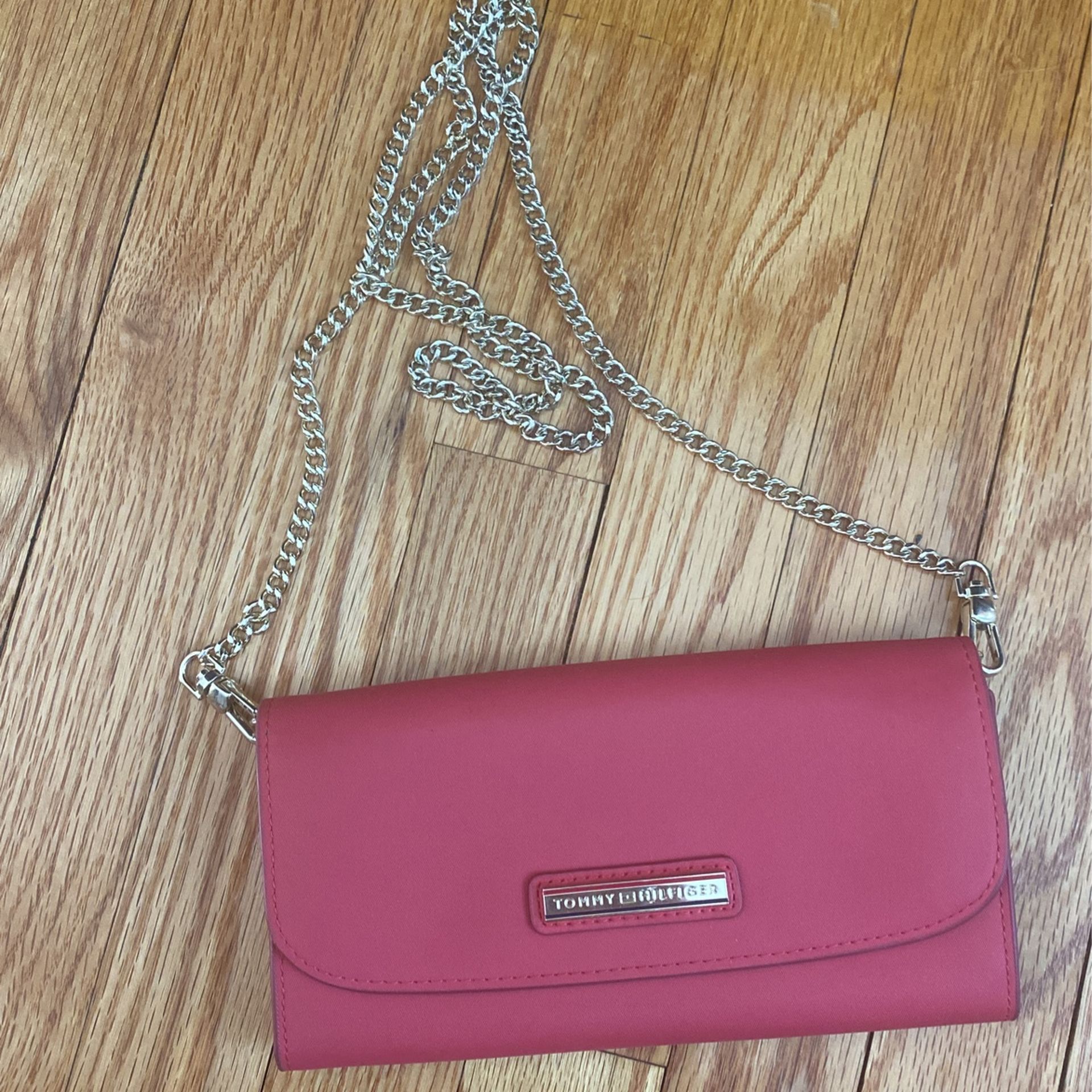 Tommy Hilfiger Clutch Wallet Crossbody 