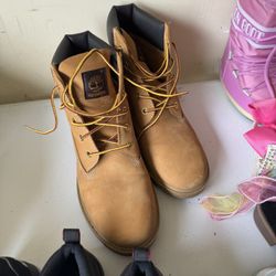 Boys Timberlands