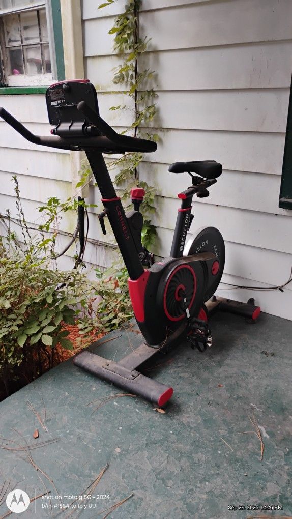 Echolon Excersize Bike 