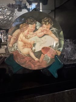 2 angel plates
